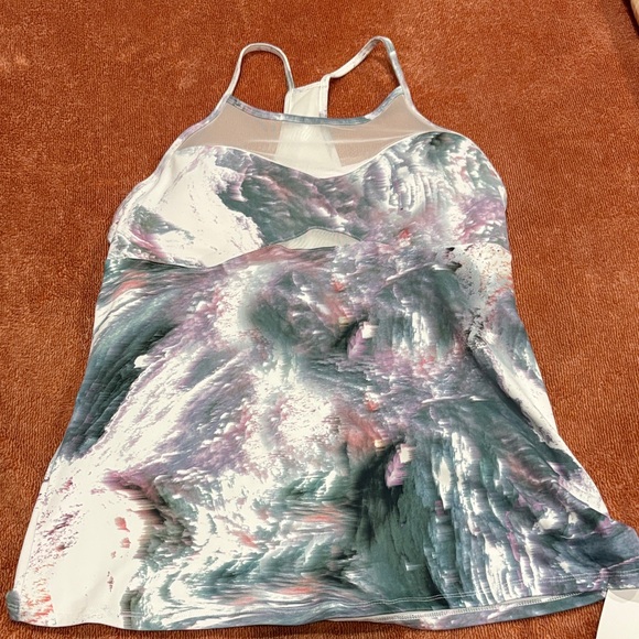 Fabletics Multicolor Activewear Set - Picture 5 of 9